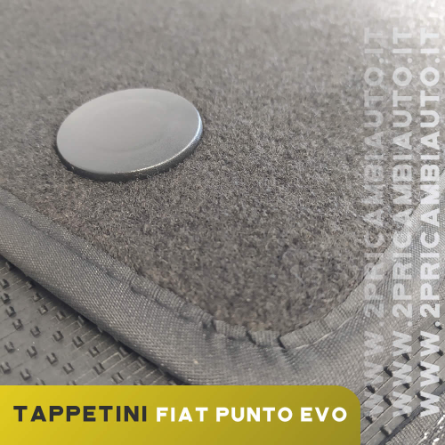 TPSUM001 - KIT 4 TAPPETINI AUTO ANTERIORI E POSTERIORI MOQUETTE CON  FISSAGGIO FIAT PUNTO EVO - TPSUM (Accessori e Manutenzione - Tappetini  universali); TPSUM001